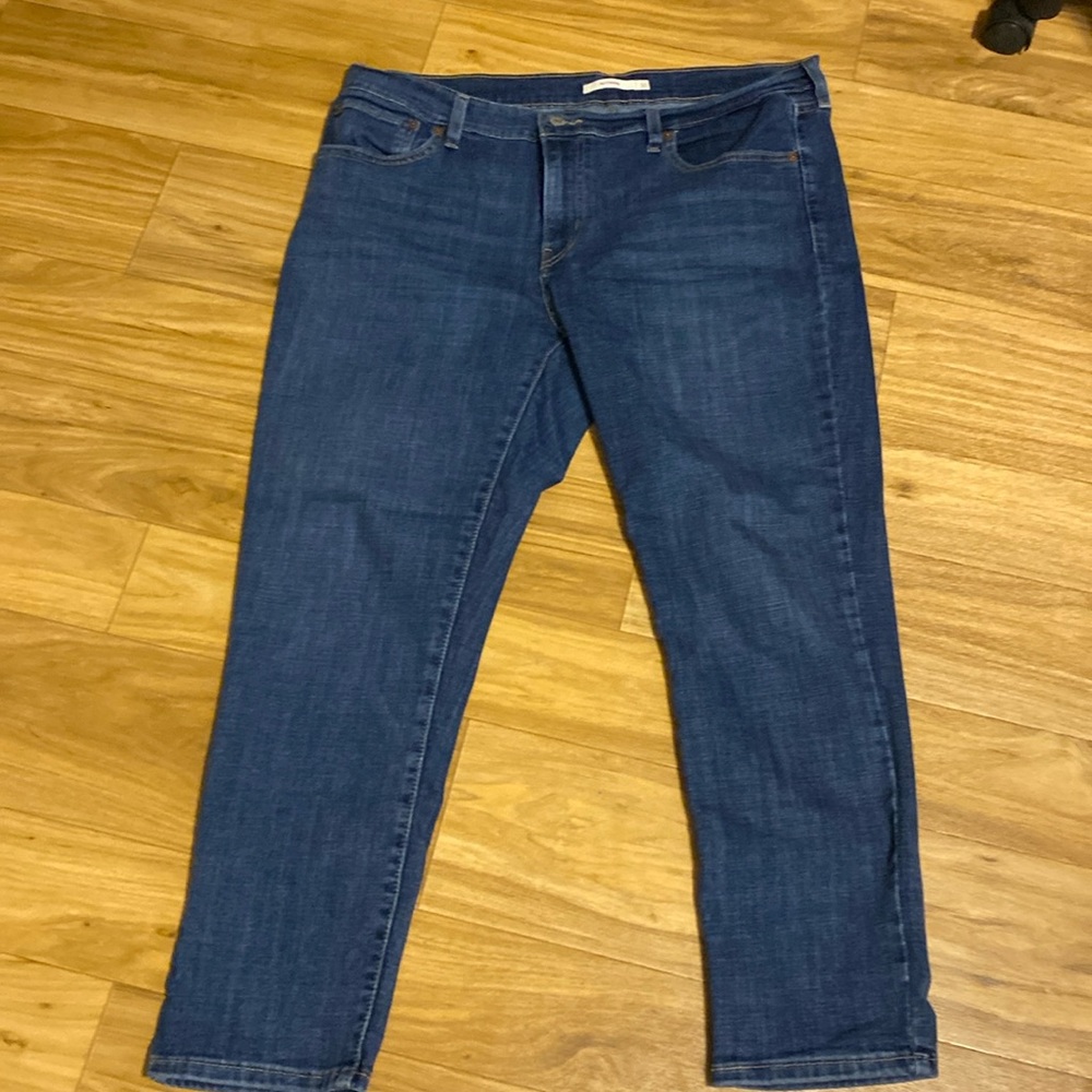 Bundle: Pink cotton top; size XL top & Levi’s size 16/33 cropped boyfriend jeans - Picture 2 of 7